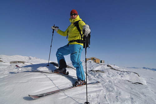 Helicopter skiing  photo